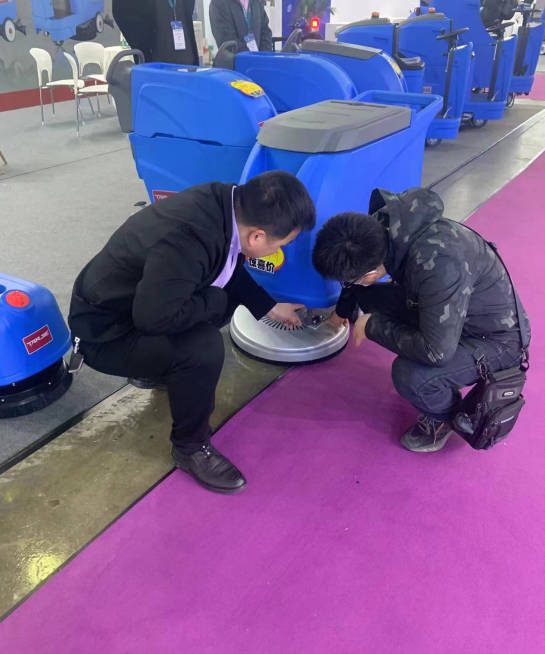 克孜勒小型电动洗地机是否适合用于环卫保洁
