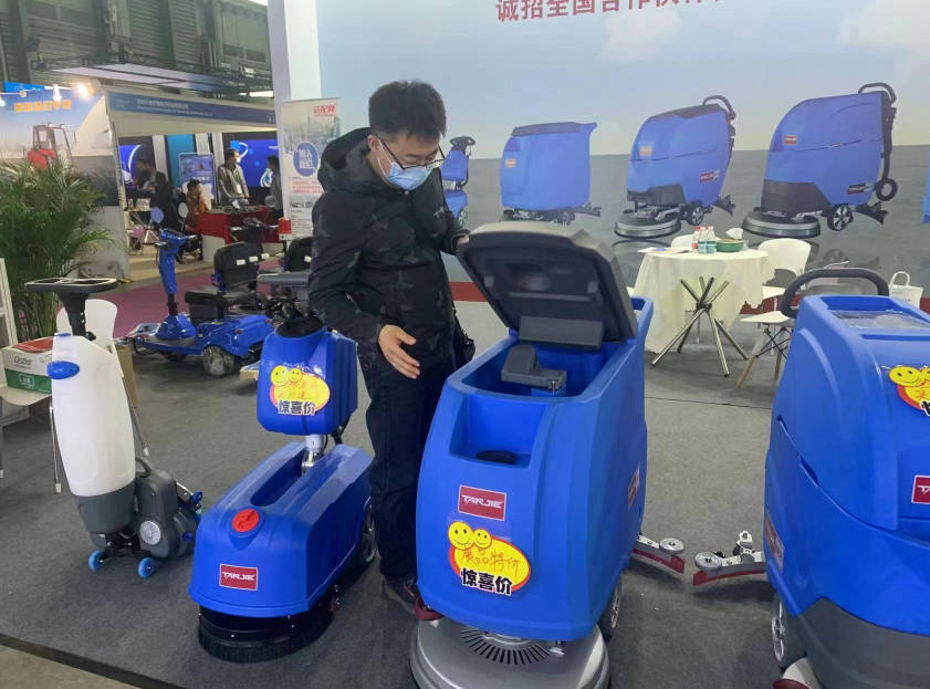 克孜勒坦洁洗地机公司致力于电动洗地机的生产、销售和服务百家